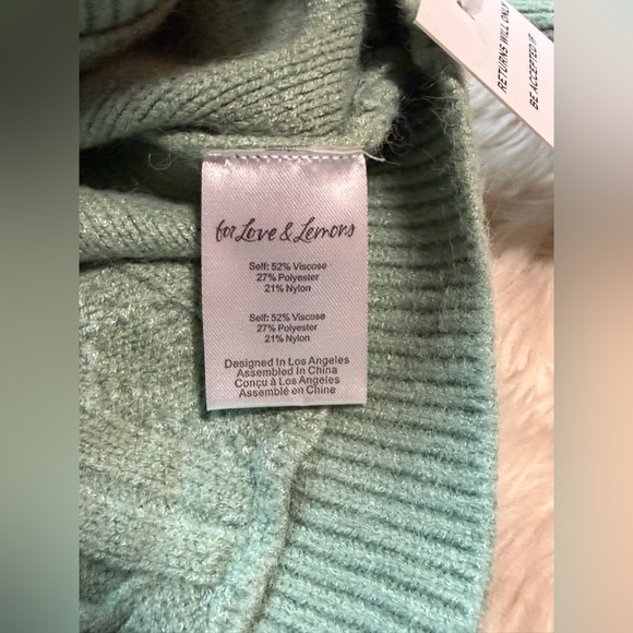 NWT For Love & Lemons Sydney Cropped Cable Knit Sweater in Sage - Size Large - Picture 5 of 6